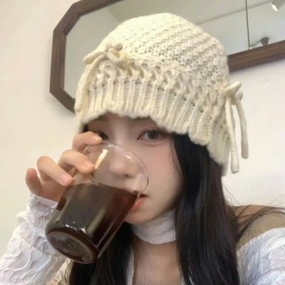 安内蒙尼海报